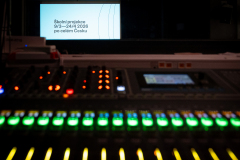 pacov-jeden-svet-20260409-001-01