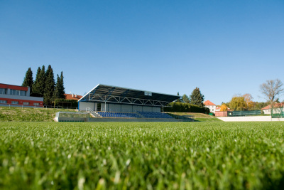 fotbalovy-stadion-podzim-rijen-2020-06