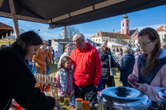 velikonocni-trh-20250405-061